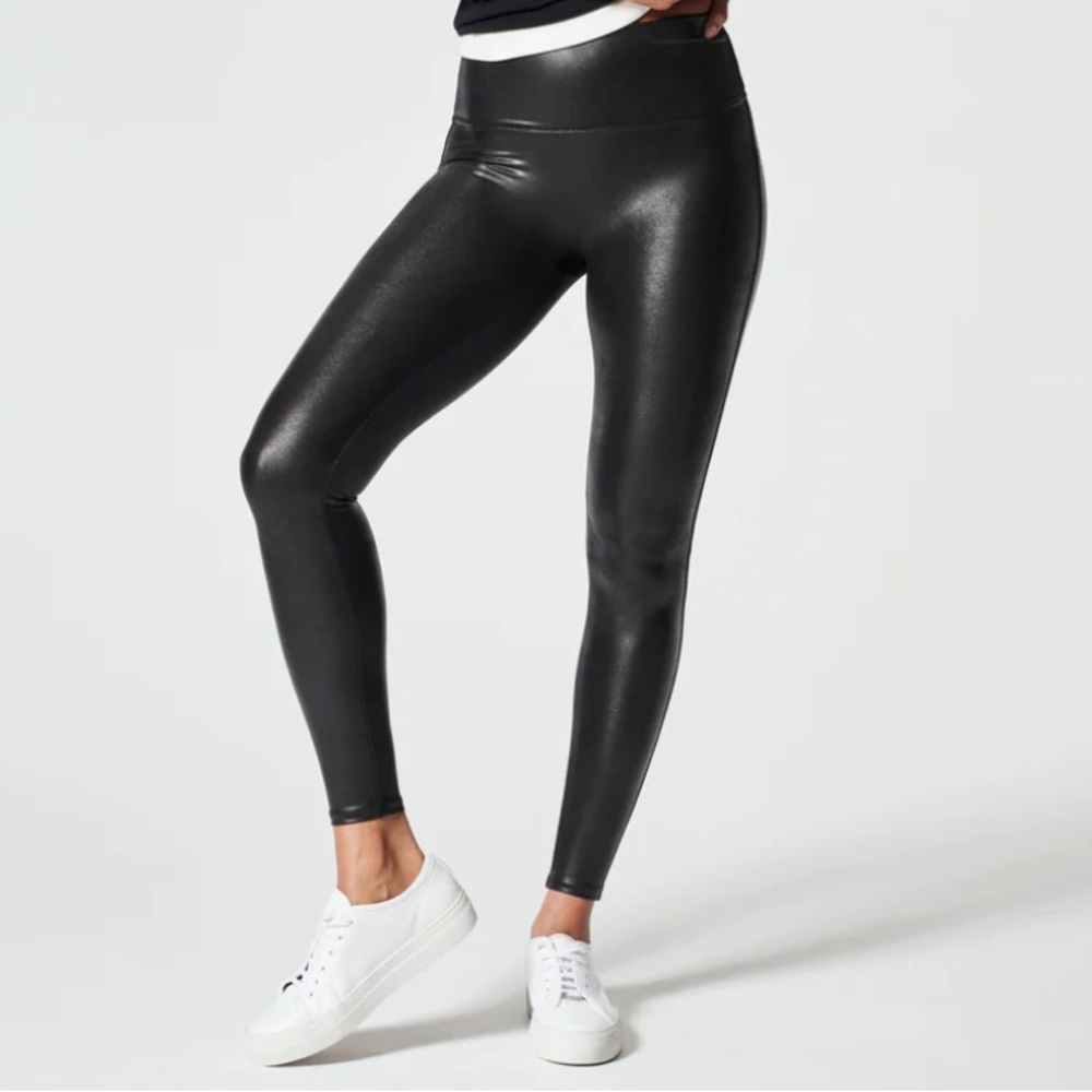 Spanx Faux Leather Leggings Size Medium